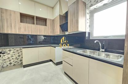Apartment - 2 Bedrooms - 2 Bathrooms for rent in Salmaniya - Manama - Capital Governorate