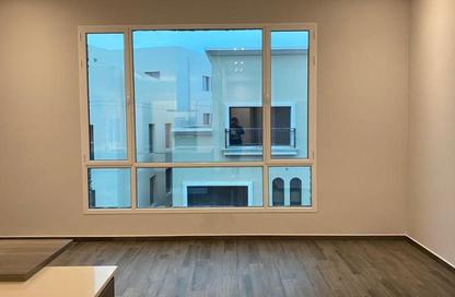 Apartment - 3 Bedrooms - 3 Bathrooms for rent in Tubli - Central Governorate