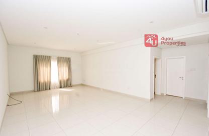Whole Building - 7+ Bedrooms - 7+ Bathrooms for rent in Riffa - Southern Governorate