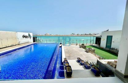 Villa - 2 Bedrooms - 4 Bathrooms for rent in Dilmunia Island - Muharraq Governorate