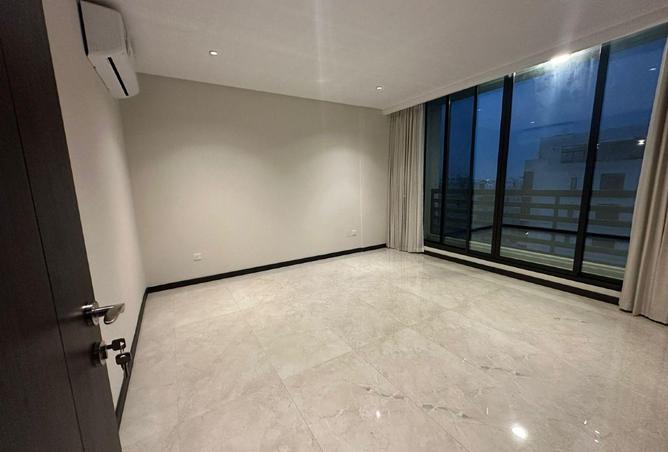 52196508 - Property Main Image