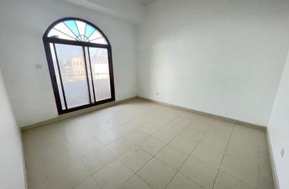 Apartment - 3 Bedrooms - 2 Bathrooms for rent in Busaiteen - Muharraq Governorate