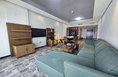 Apartment - 2 Bedrooms - 3 Bathrooms for rent in Al Juffair - Capital Governorate