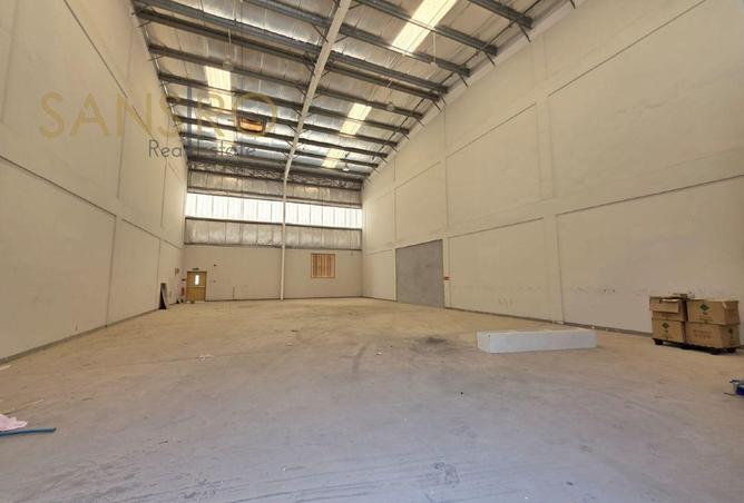 988690 - Property Image 2