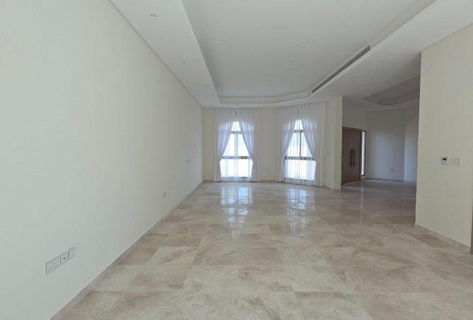 998338 - Property Image 3