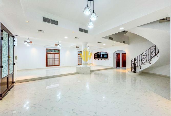 51352609 - Property Image 2