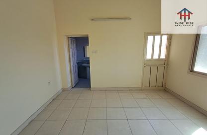 Apartment - 2 Bedrooms - 2 Bathrooms for rent in Muharraq - Muharraq Governorate