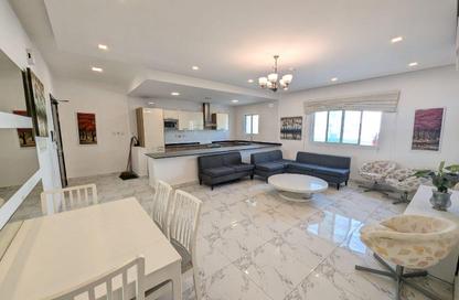 Apartment - 2 Bedrooms - 2 Bathrooms for rent in Saar - Northern Governorate