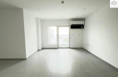 Apartment - 2 Bedrooms - 2 Bathrooms for rent in Sanabis - Manama - Capital Governorate