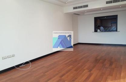Apartment - 2 - 3 for rent in Abraj Al Lulu - Manama - Capital Governorate