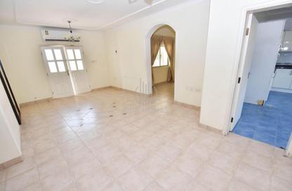 Villa - 3 Bedrooms - 4 Bathrooms for rent in Jurdab - Central Governorate