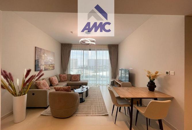 981636 - Property Image 2