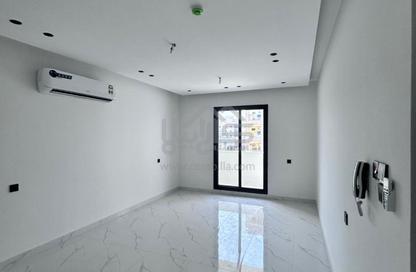 Apartment - 5 Bedrooms - 3 Bathrooms for sale in Al Bahair - Riffa - Southern Governorate