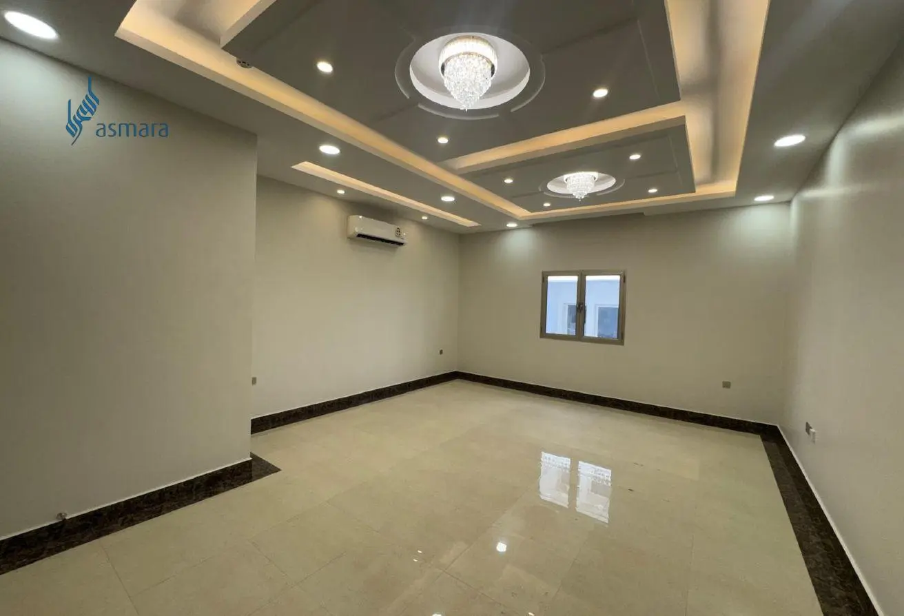 56038195 - Property Main Image