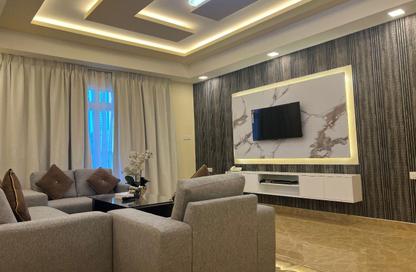Apartment - 2 Bedrooms - 2 Bathrooms for rent in Al Juffair - Capital Governorate