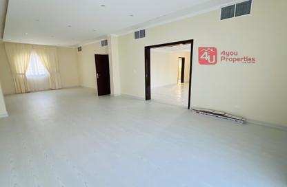 Villa - 4 Bedrooms - 3 Bathrooms for rent in Saar - Northern Governorate