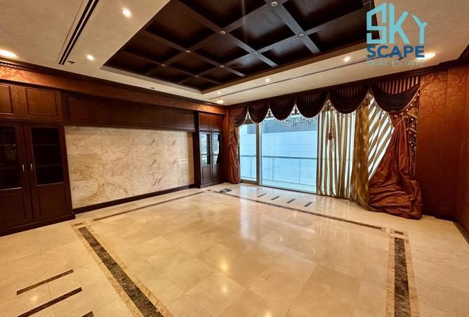 1002955 - Property Image 2