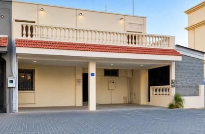 Townhouse - 4 Bedrooms - 4 Bathrooms for sale in Isa Town - Central Governorate