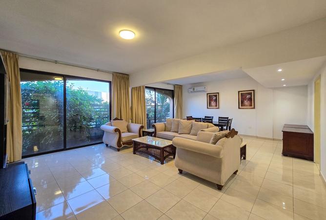 987699 - Property Image 2