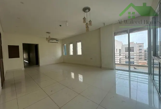54371703 - Property Image 3