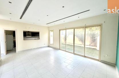 Villa - 4 Bedrooms - 6 Bathrooms for rent in Saar - Northern Governorate