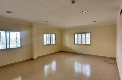 Apartment - 2 Bedrooms - 2 Bathrooms for rent in Jid Ali - Central Governorate