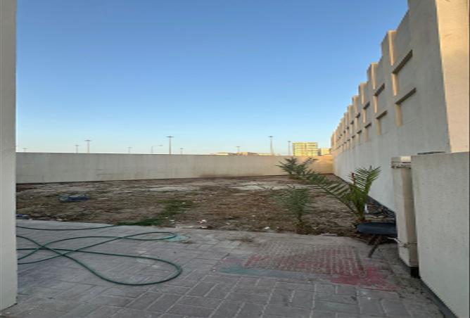 988823 - صورة العقار 2