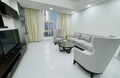 Apartment - 3 Bedrooms - 3 Bathrooms for rent in Seef - Capital Governorate