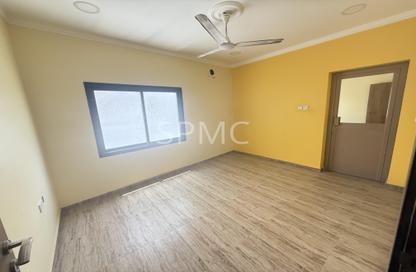 Apartment - 2 Bedrooms - 2 Bathrooms for rent in Tubli - Central Governorate