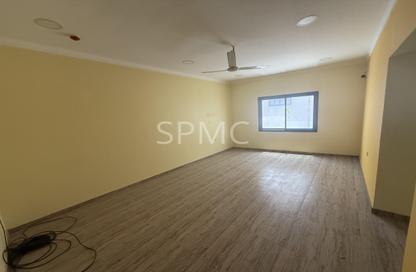 Apartment - 2 Bedrooms - 2 Bathrooms for rent in Tubli - Central Governorate
