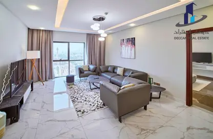 Apartment - 2 Bedrooms - 2 Bathrooms for rent in Al Juffair - Capital Governorate