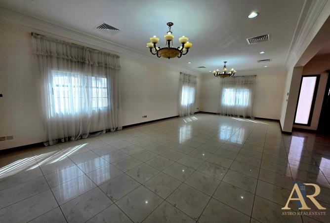 996170 - Property Image 3