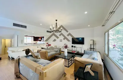 Villa - 4 Bedrooms - 3 Bathrooms for rent in Al Juffair - Capital Governorate