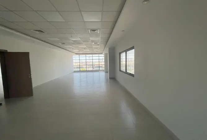 58382649 - صورة العقار 2