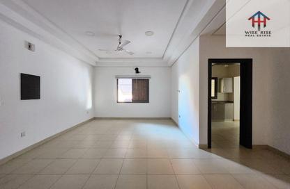 Apartment - 3 Bedrooms - 2 Bathrooms for rent in Hidd - Muharraq Governorate