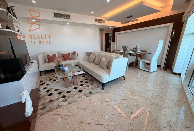 990163 - Property Image 2