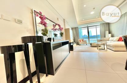 Apartment - 3 Bedrooms - 5 Bathrooms for rent in Reef Island - Capital Governorate