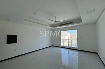Apartment - 2 Bedrooms - 2 Bathrooms for rent in Jeblat Hebshi - Northern Governorate