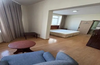 Apartment - 2 Bedrooms - 2 Bathrooms for rent in Exhibition Road - Hoora - Capital Governorate