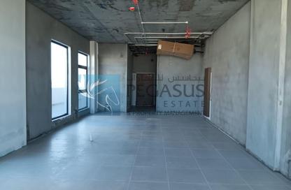 Office Space - 1 Bedroom - 2 Bathrooms for rent in Mahooz - Manama - Capital Governorate