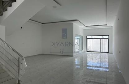 Villa - 3 - 5 for sale in Malkiyah - Northern Governorate Villa - 3 - 5 for sale in Malkiyah - Northern Governorate