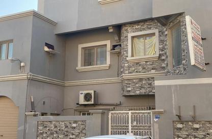 عمارة بالكامل - 8 غرف نوم - 8 حمامات للبيع في جد علي - المحافظة الوسطى