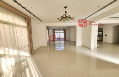 Villa - 4 - 4 for rent in Saar - Northern Governorate