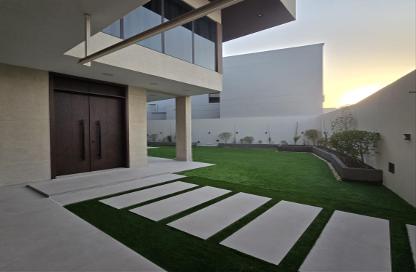 Villa - 5 Bedrooms - 7 Bathrooms for sale in North Riffa - Riffa - Southern Governorate