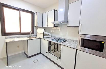 Apartment - 2 Bedrooms - 2 Bathrooms for rent in Segaya - Manama - Capital Governorate