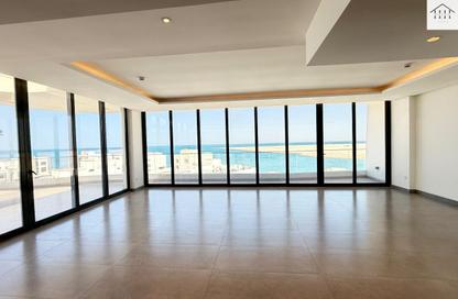 Duplex - 3 Bedrooms - 4 Bathrooms for sale in Breeze of Dilmunia - Dilmunia Island - Muharraq Governorate