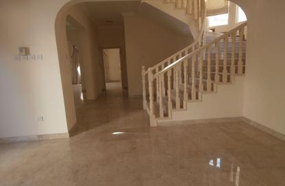 Villa - 4 Bedrooms - 4 Bathrooms for rent in Mahooz - Manama - Capital Governorate