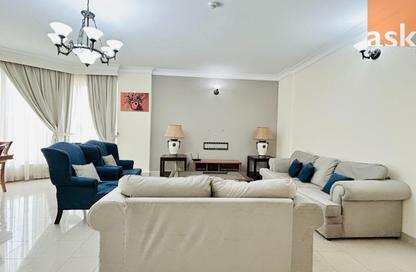 Apartment - 2 Bedrooms - 3 Bathrooms for rent in Al Juffair - Capital Governorate