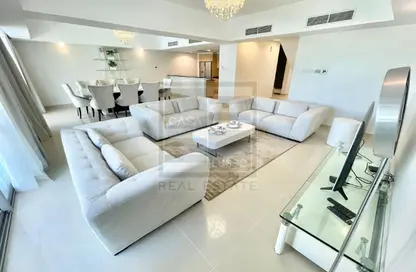 Villa - 4 Bedrooms - 5 Bathrooms for sale in Tala Island - Amwaj Islands - Muharraq Governorate