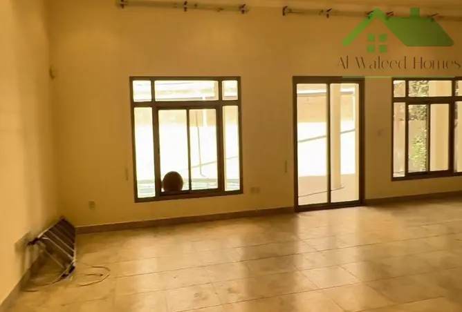 54371709 - صورة العقار 3